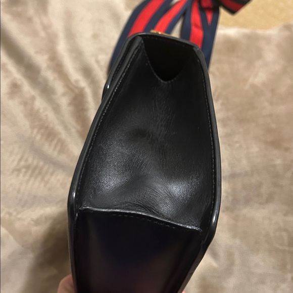 Gucci Sylvie Web Chain Black Leather Bag- Excellent! - Picture 6 of 14